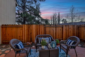 340 Wildcroft Dr, Martinez, CA 94553, USA Photo 25