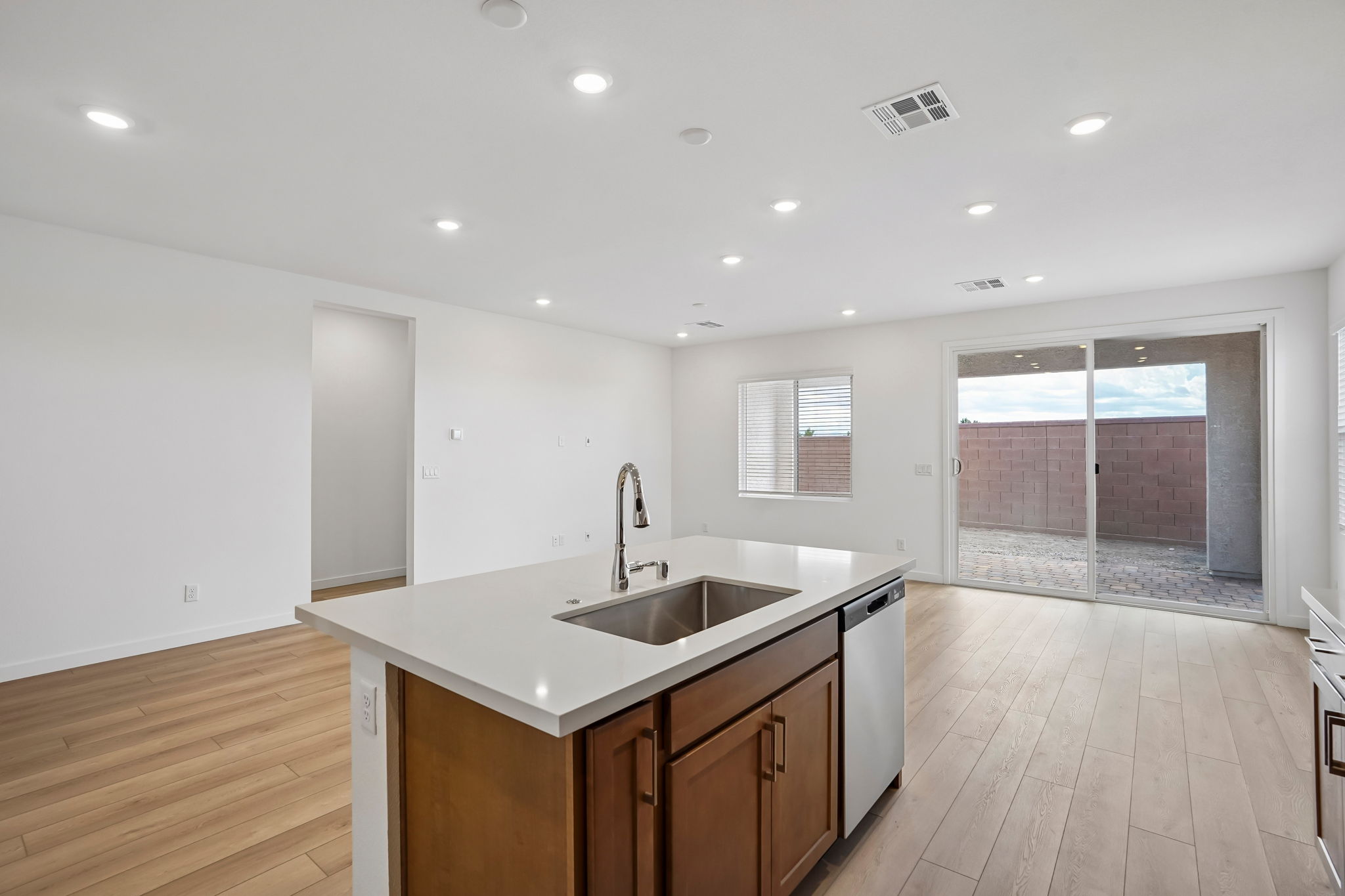 3400 E Cactus Canyon Dr-S2909-016