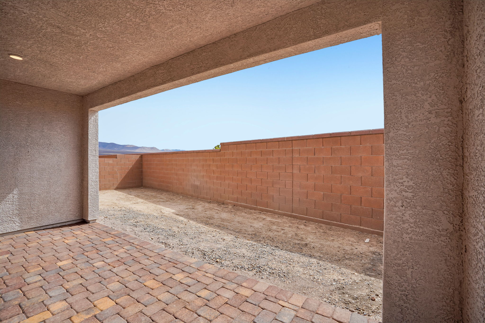 3400 E Cactus Canyon Dr-S2909-033