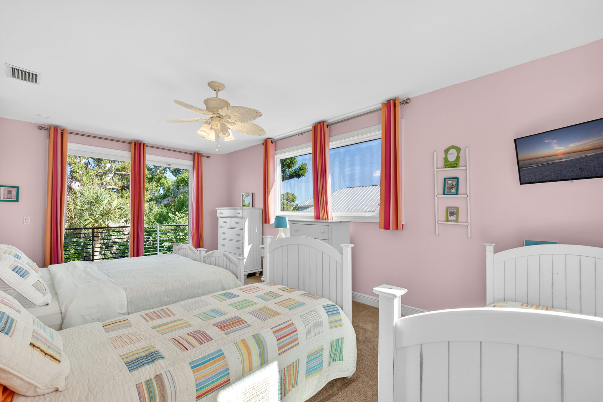 Guest Bedroom 1 - 2 of 2