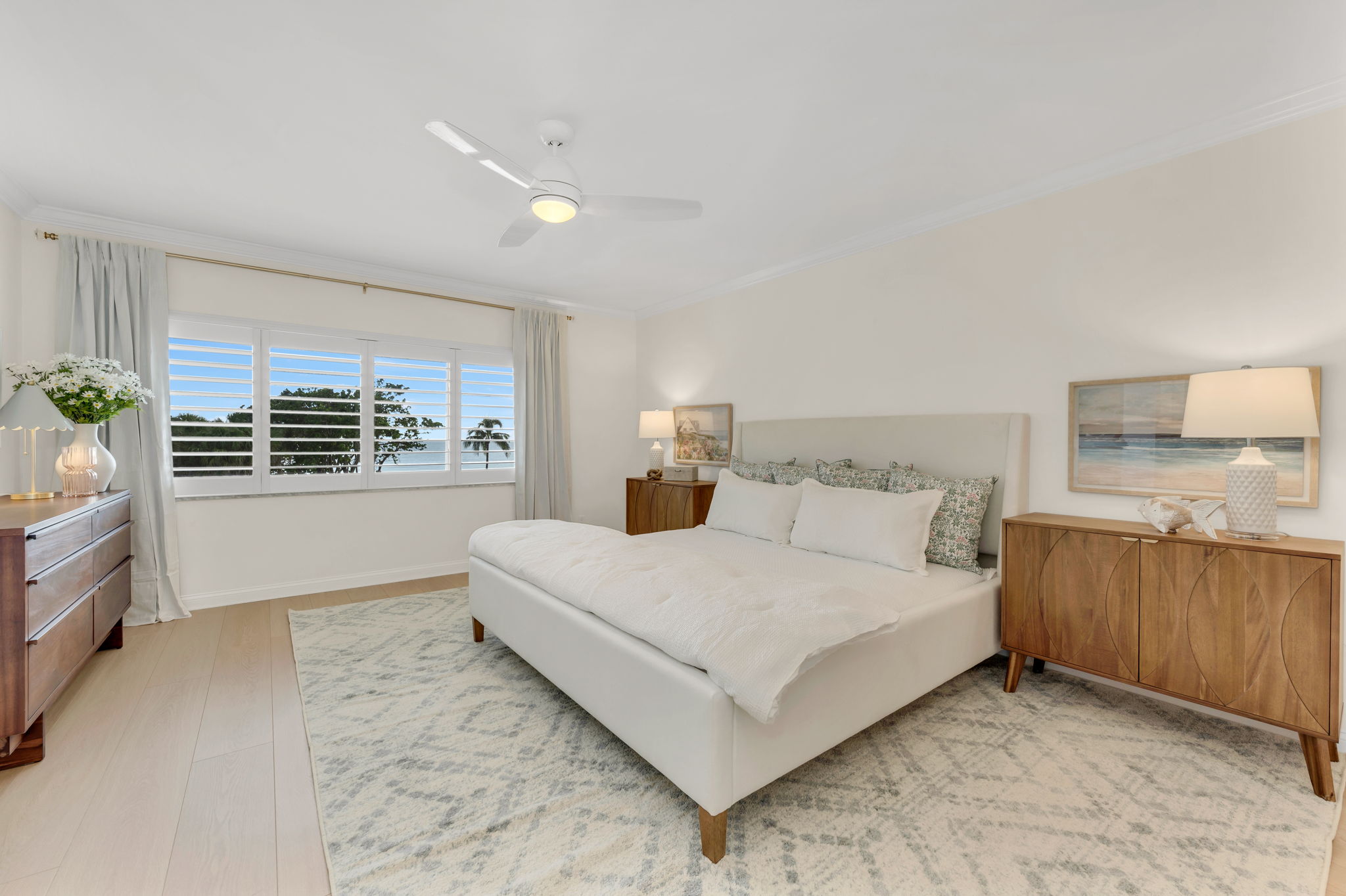 Guest bed