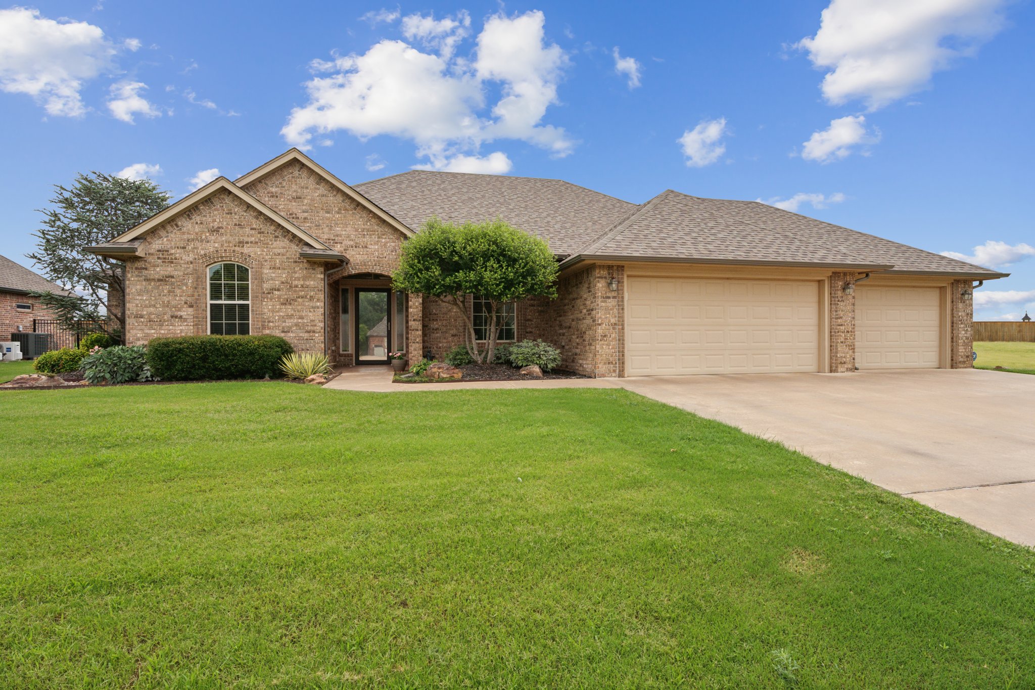 3401 Pondridge Rd_002 (2).jpg