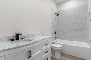  Photo 36