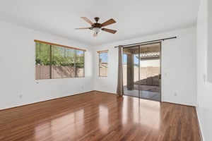 3402 E Powell Way - 011.jpg