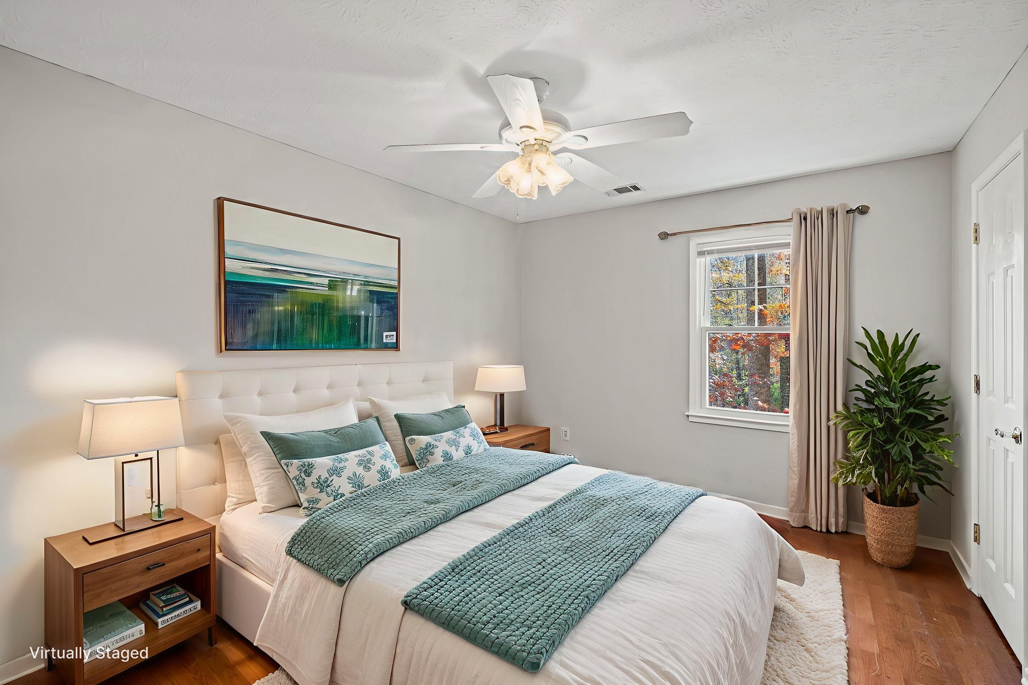 G71A0228 virtually staged.jpeg