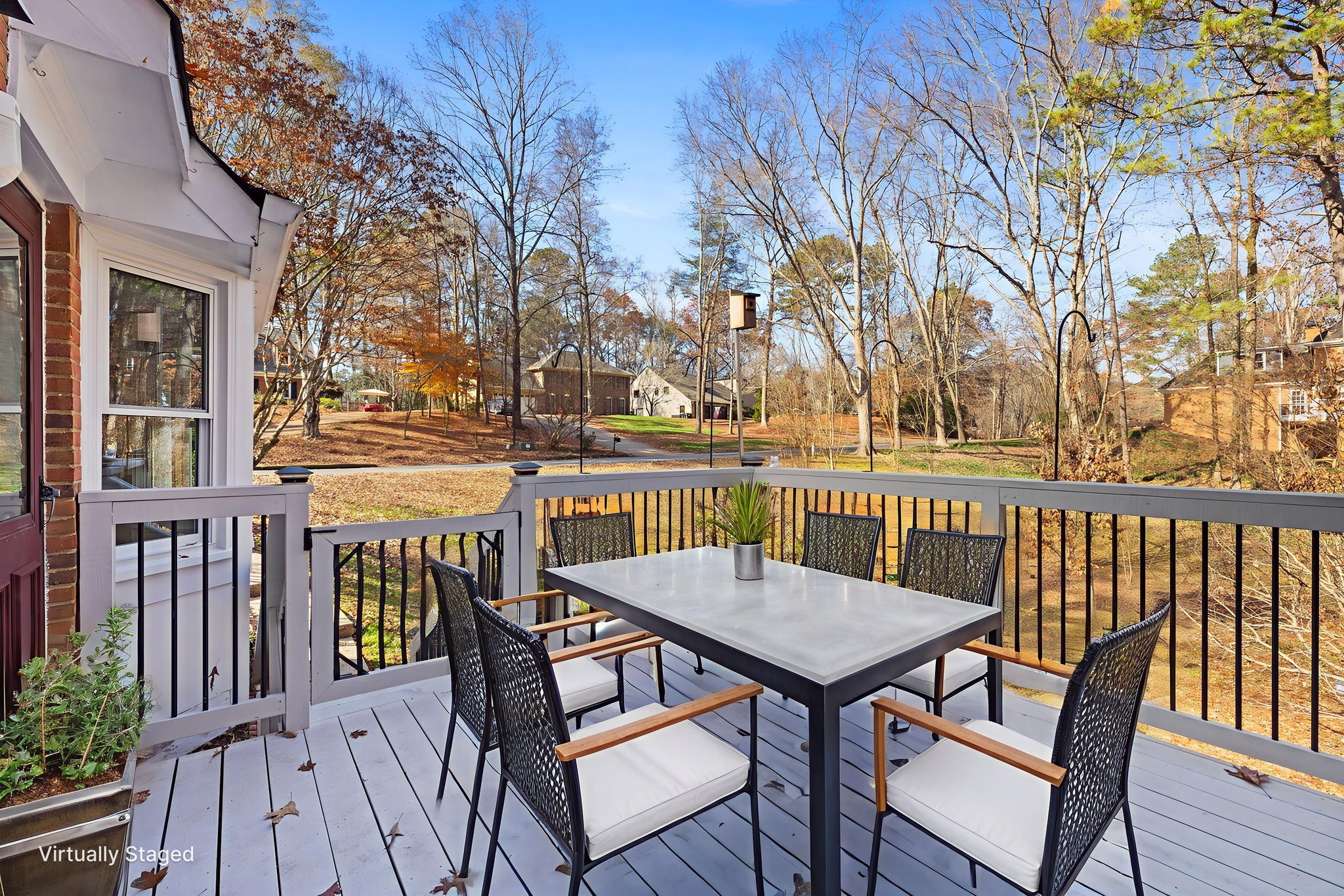 G71A0260 virtually staged.jpeg