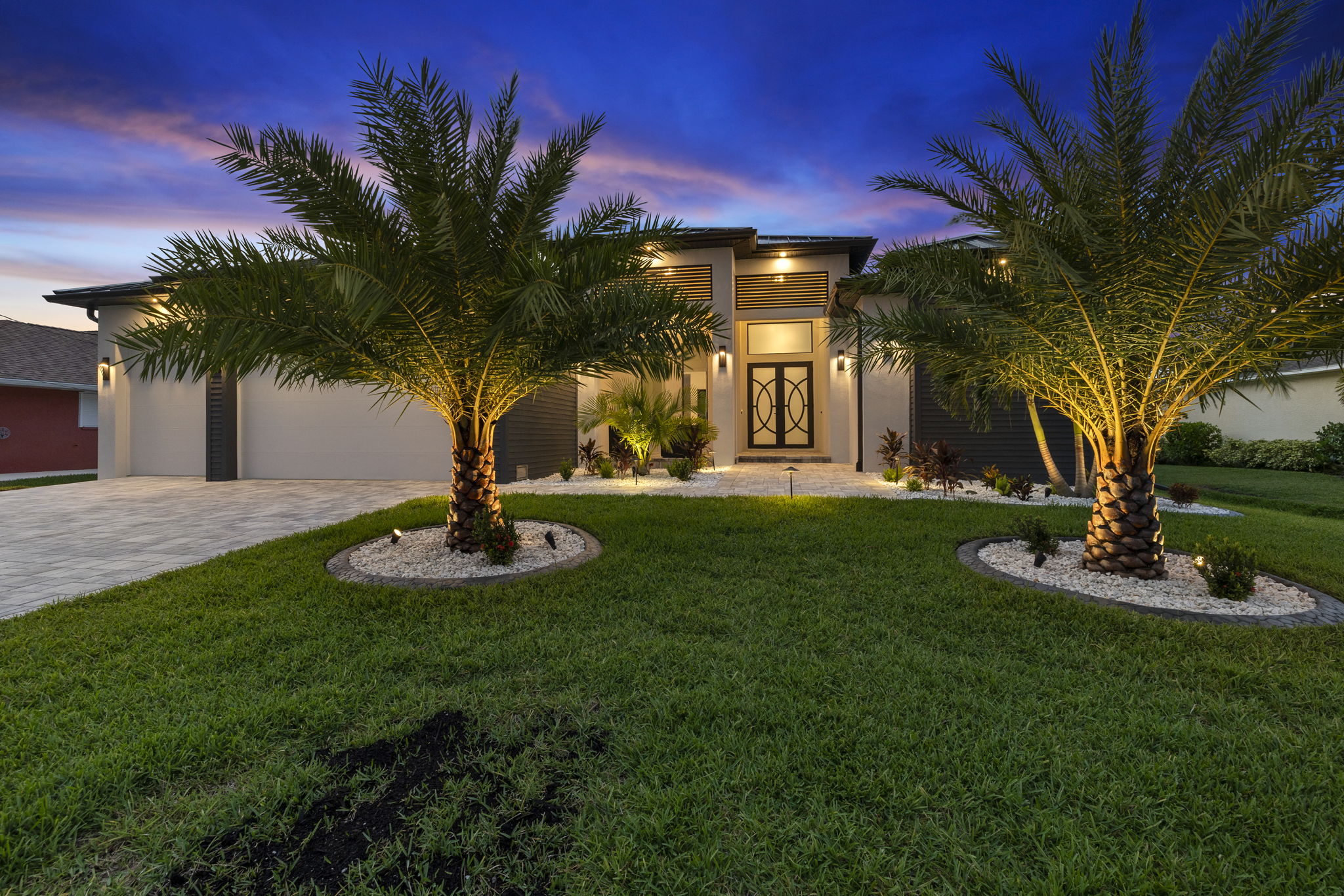 Twilight - Front Exterior 1