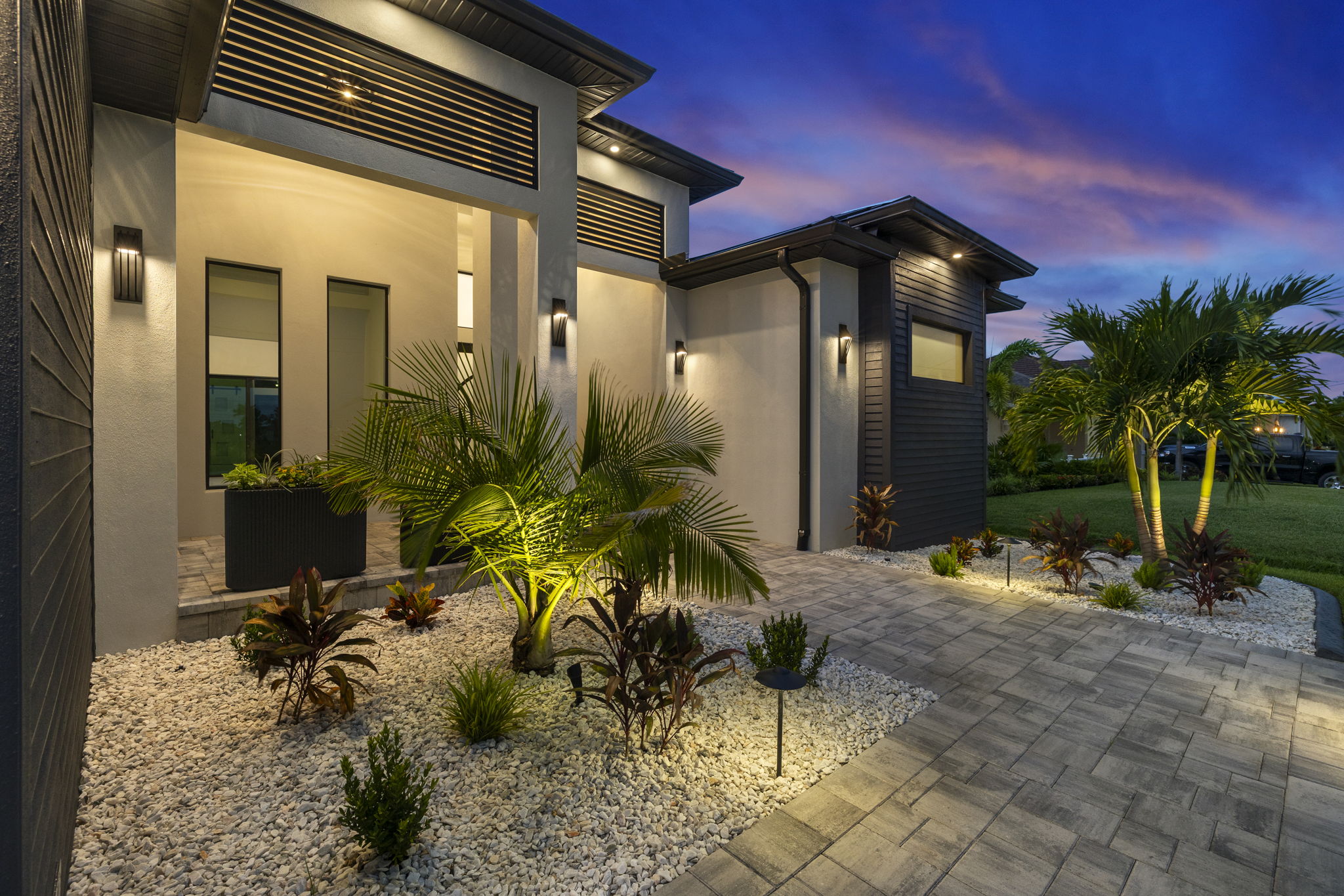 Twilight - Front Entrance 2