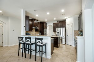 Kitchen/Breakfast Bar
