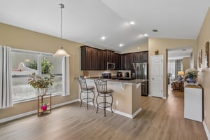 Alameda Dr-S2607-017.jpg