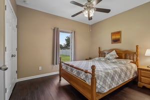 Alameda Dr-S2607-031.jpg
