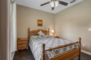 Alameda Dr-S2607-032.jpg
