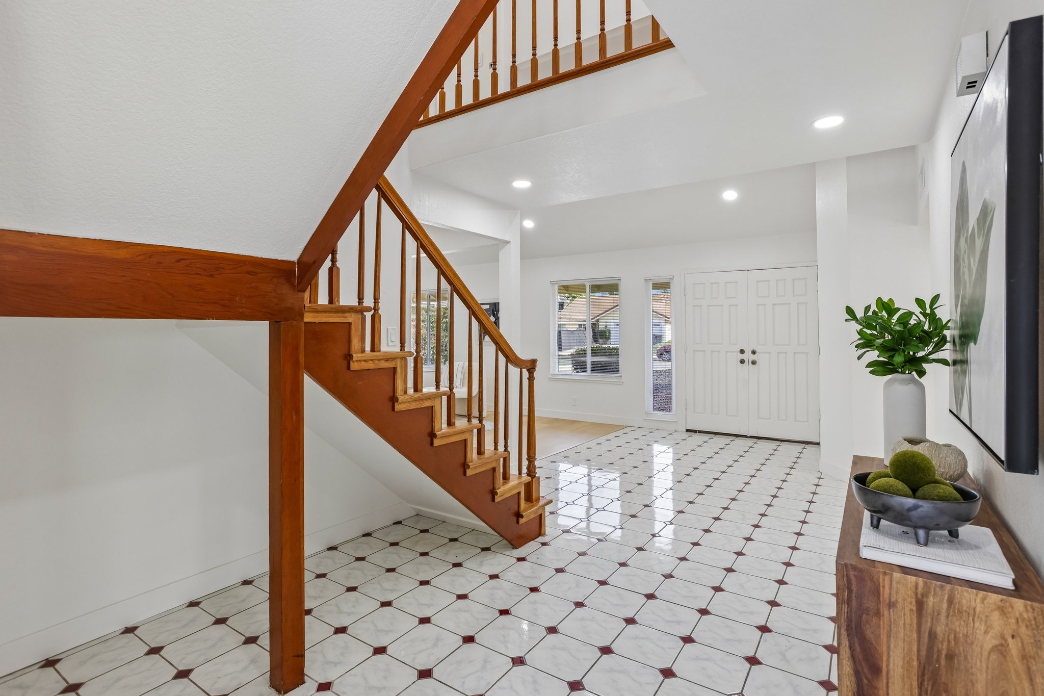 239541 - 3405 Cedardale Dr-S2908-024.jpg