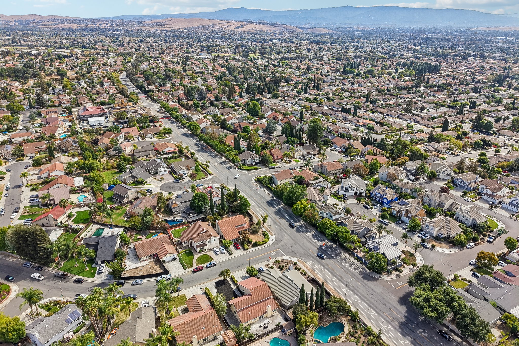 239541 - 3405 Cedardale Dr-S2908-075.jpg