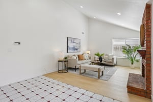 239541 - 3405 Cedardale Dr-S2908-011.jpg