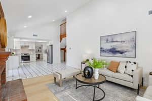 239541 - 3405 Cedardale Dr-S2908-013.jpg
