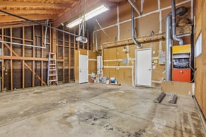 239541 - 3405 Cedardale Dr-S2908-027.jpg