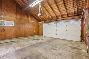 239541 - 3405 Cedardale Dr-S2908-054.jpg