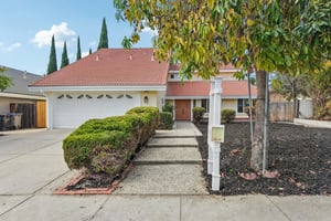 239541 - 3405 Cedardale Dr-S2908-071.jpg