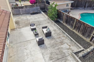 239541 - 3405 Cedardale Dr-S2908-080.jpg