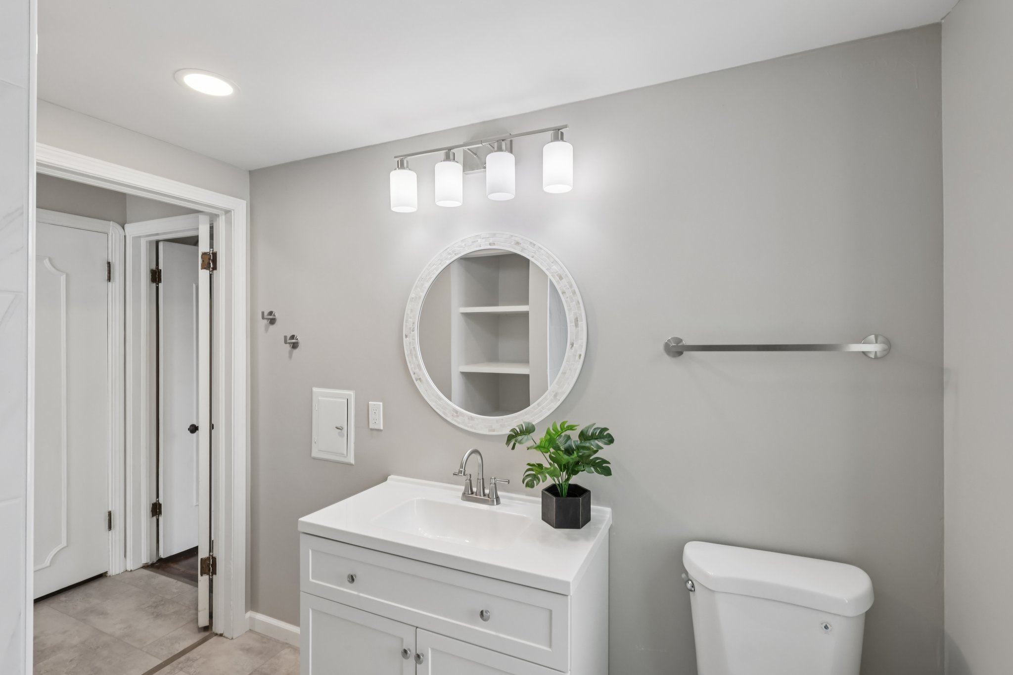 Rocky River Dr-S0312-033.jpg