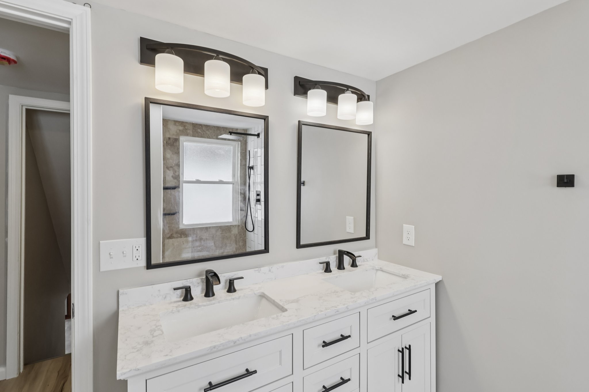 Rocky River Dr-S0312-044.jpg