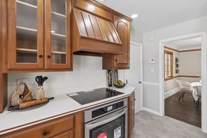 Rocky River Dr-S0312-023.jpg