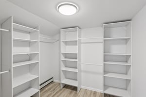 Rocky River Dr-S0312-040.jpg