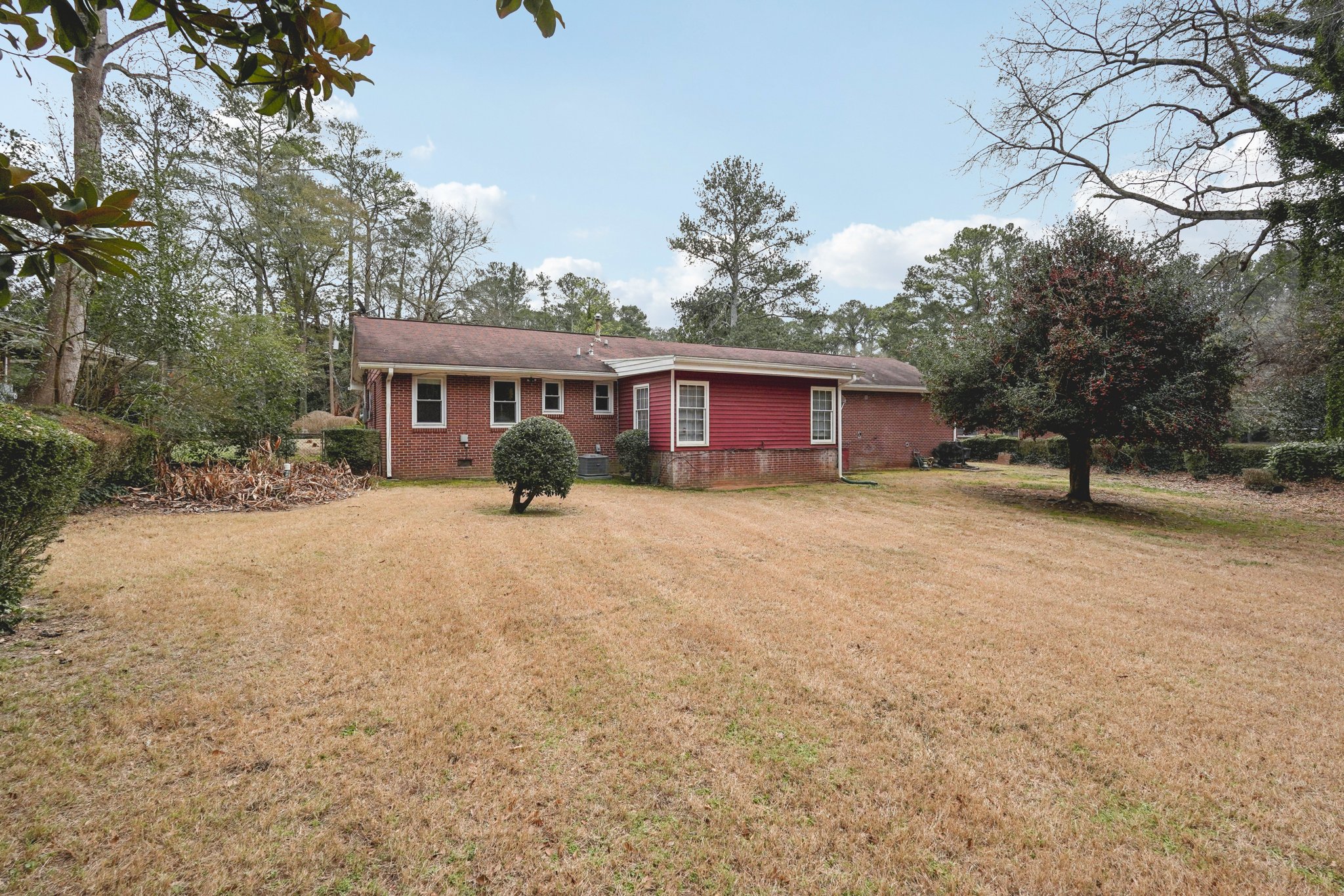 W Manor Ln-S0301-041.jpg