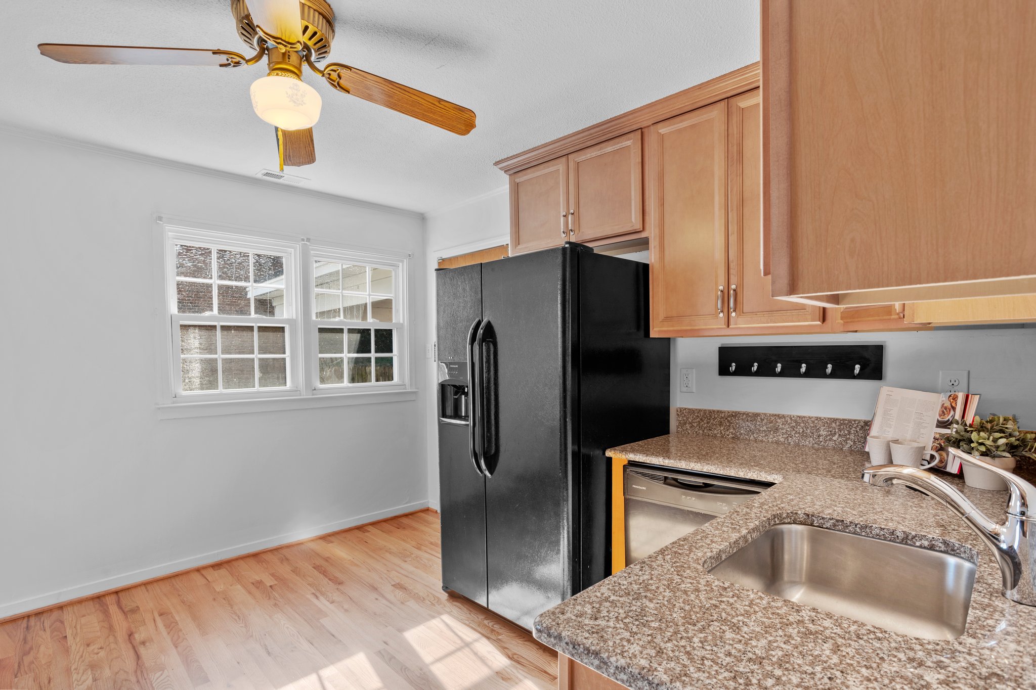 3408 Anson St, Charlotte, NC 28209, USA Photo 32