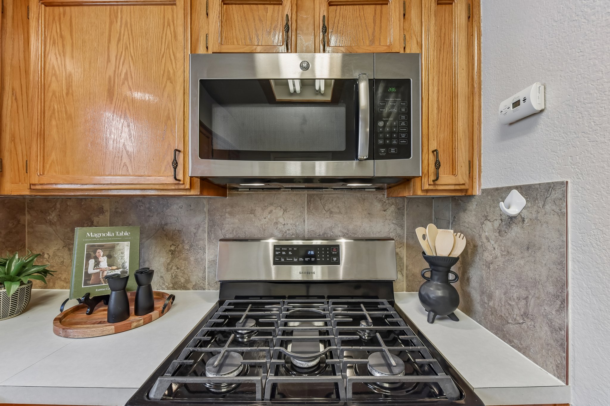 Larkspur Way-S2805-015.jpg