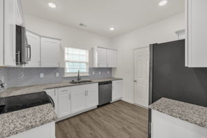 4808 Litlefield Wy-10