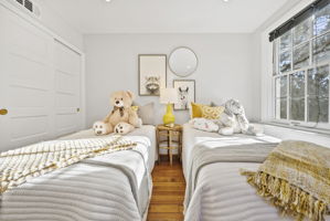  Photo 23