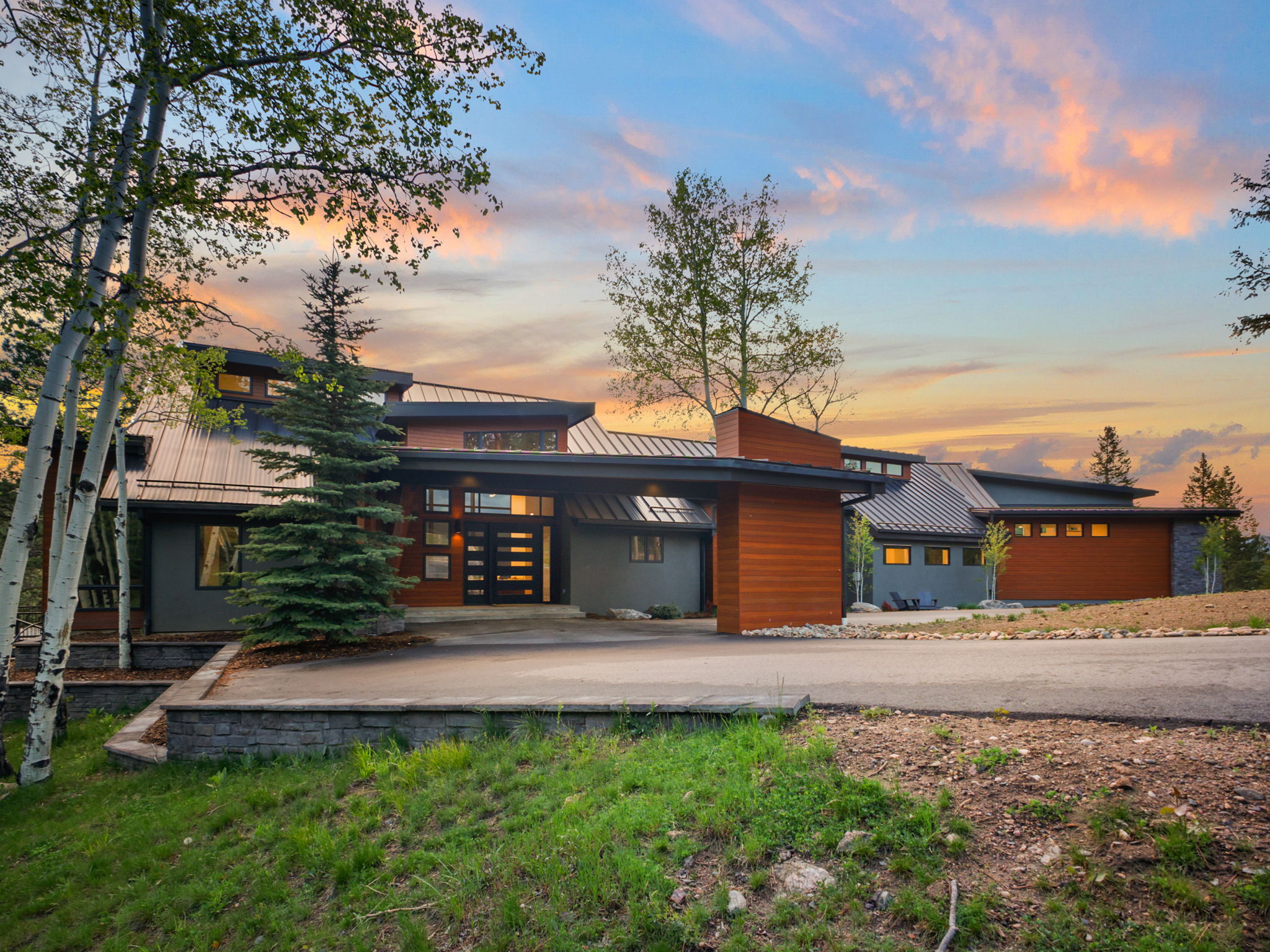 Amazing Evergreen home