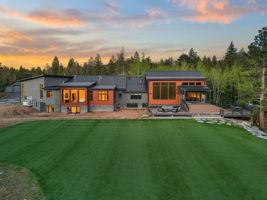 Welcome to 34089 Woodland Drive
