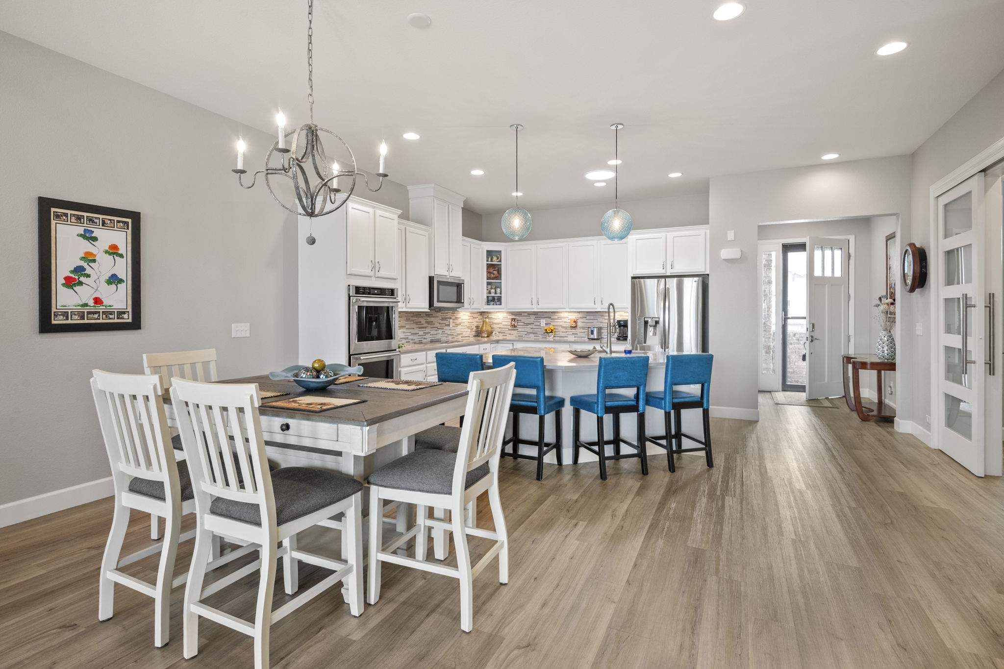 Beautiful open concept floor plan.