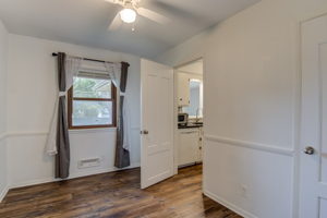 10 bedroom2