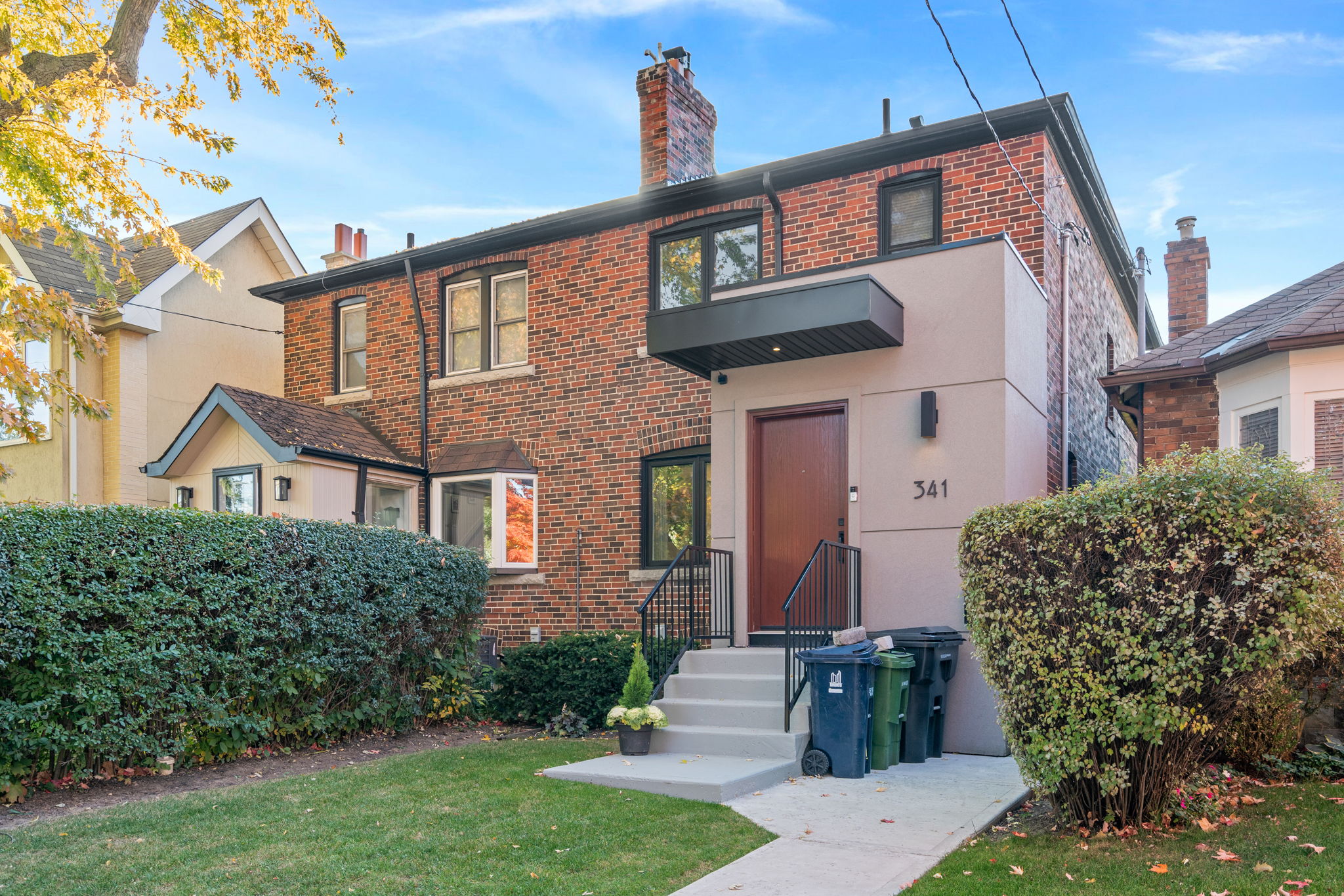 341 Woburn Ave Toronto, ON M5M 1L2