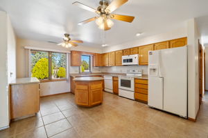 Kitchen (1)
