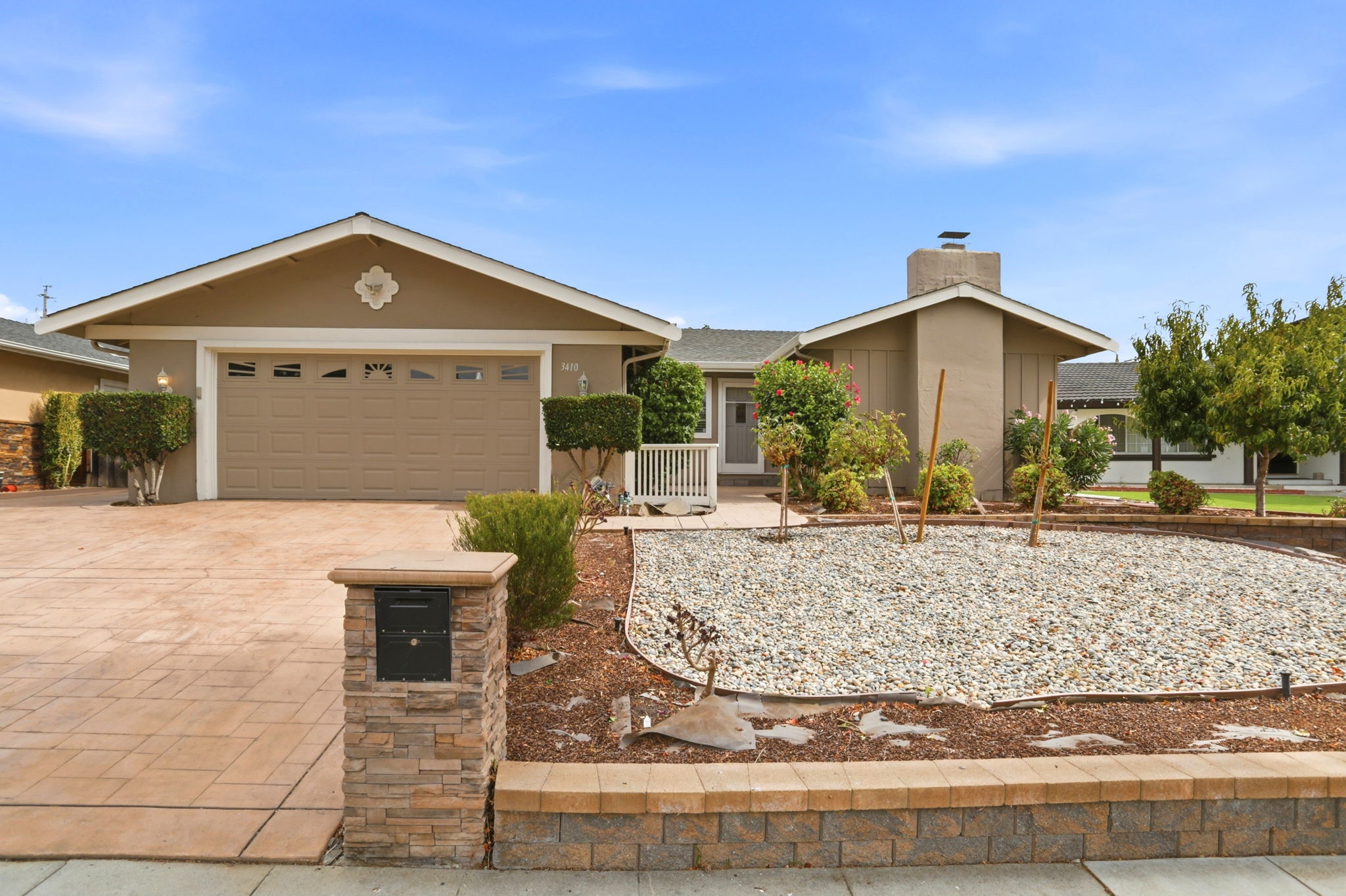 004_F8_3410 Gila Dr