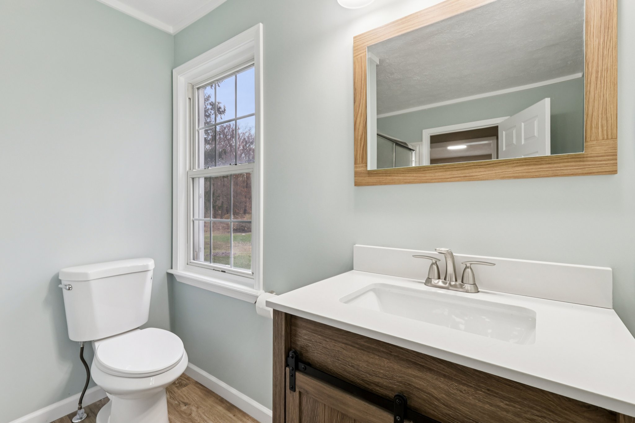 N Broadway-S2111-022.jpg