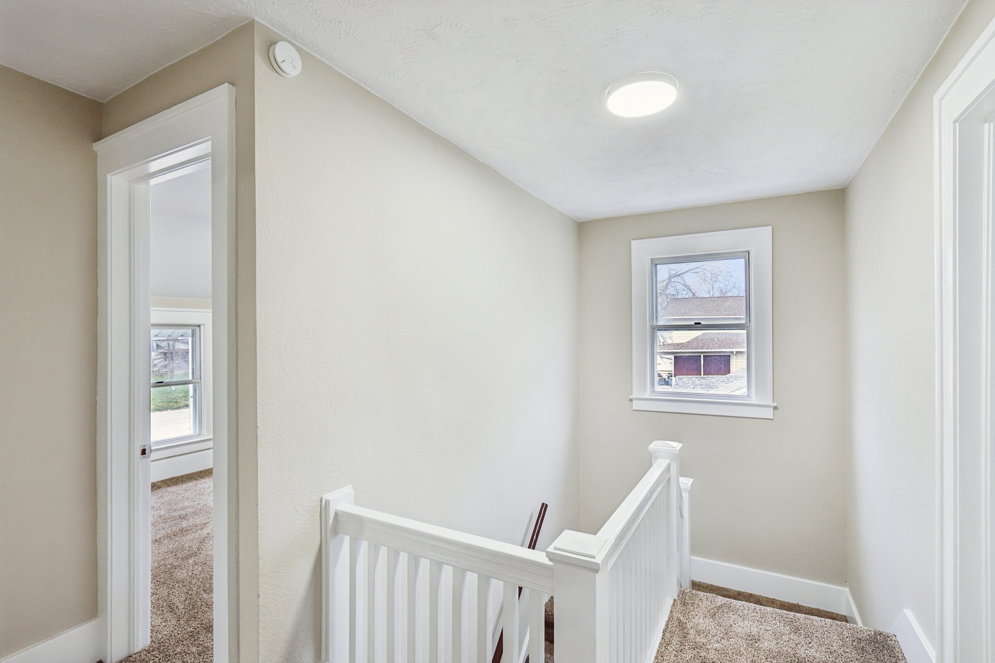 N Broadway-S2111-036.jpg