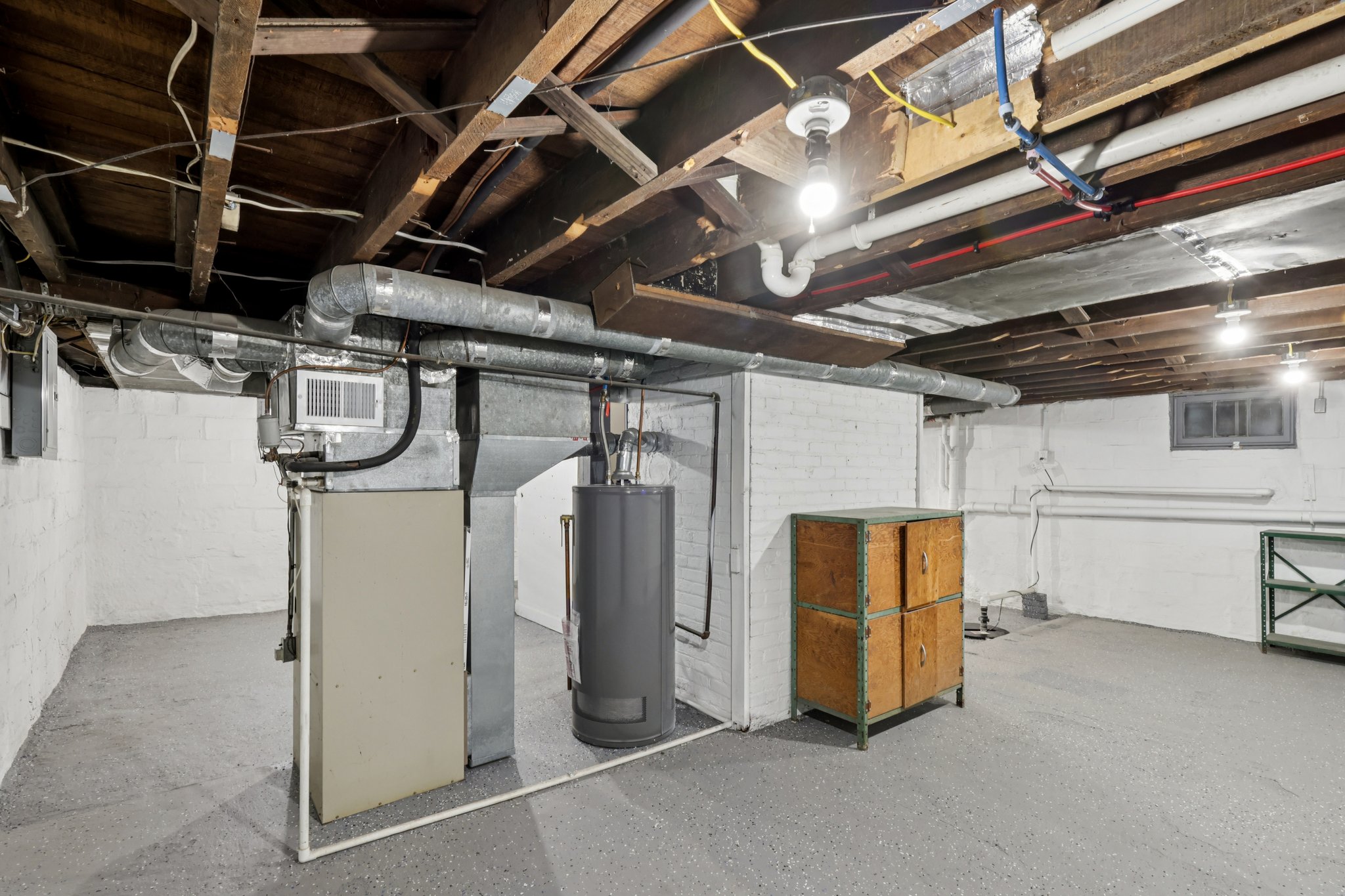 N Broadway-S2111-043.jpg