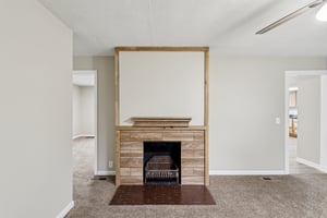 N Broadway-S2111-009.jpg