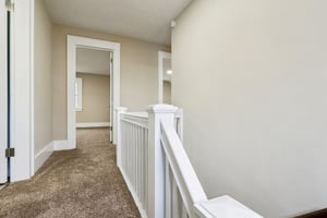 N Broadway-S2111-040.jpg