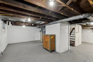 N Broadway-S2111-041.jpg