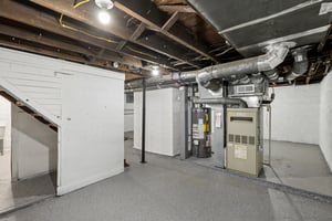 N Broadway-S2111-044.jpg