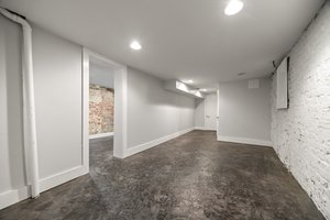  Photo 34