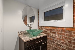  Photo 37