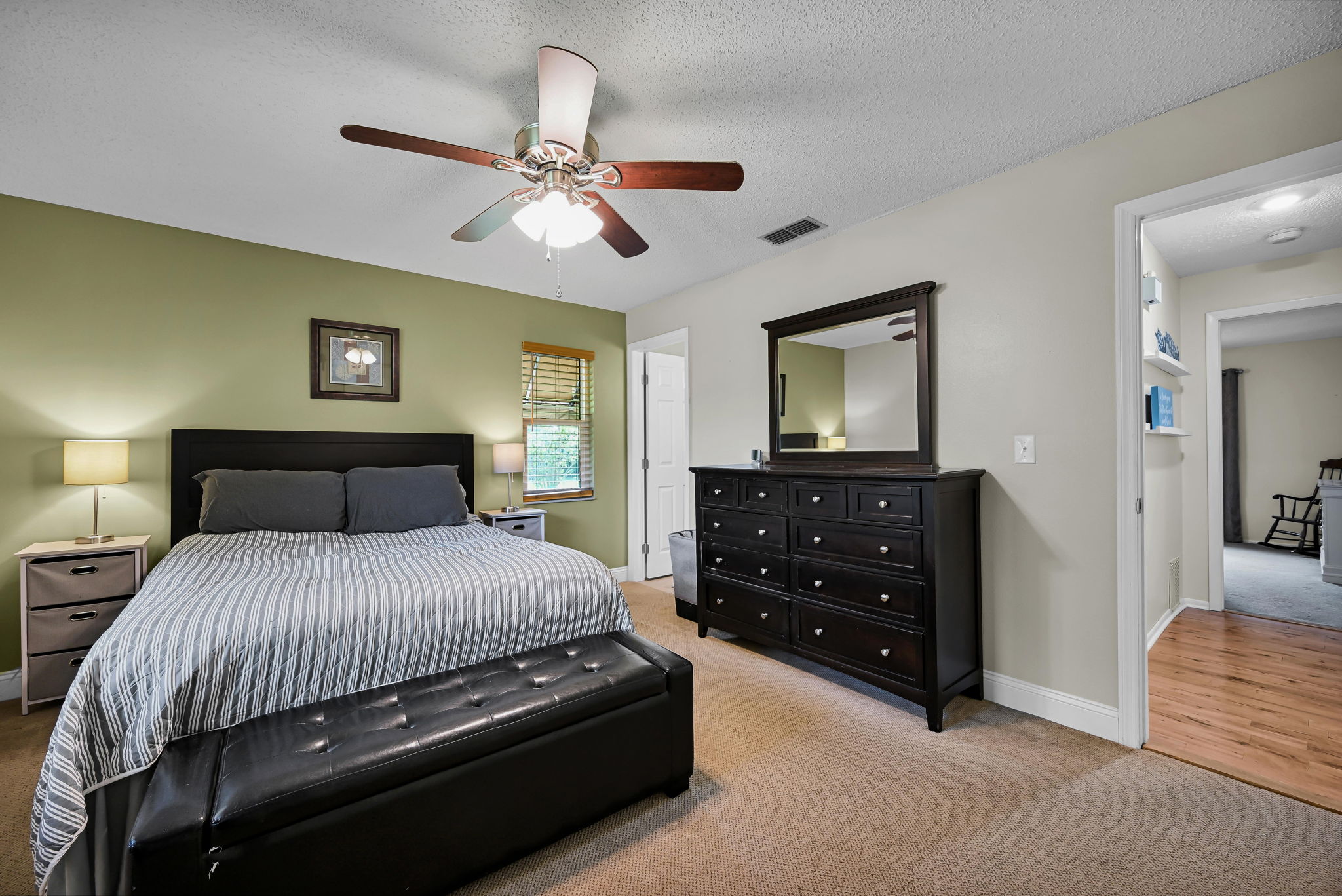 Primary Bedroom1b